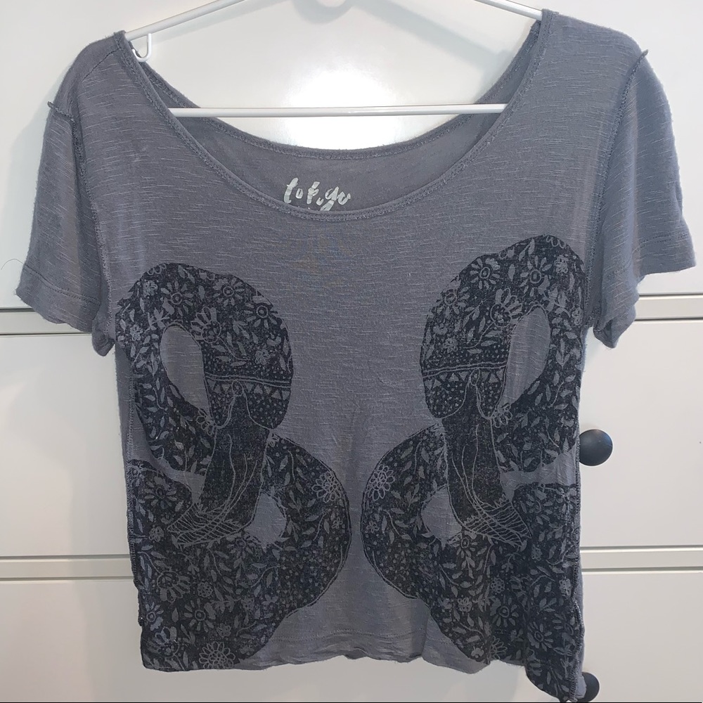 Aeropostale graphic t